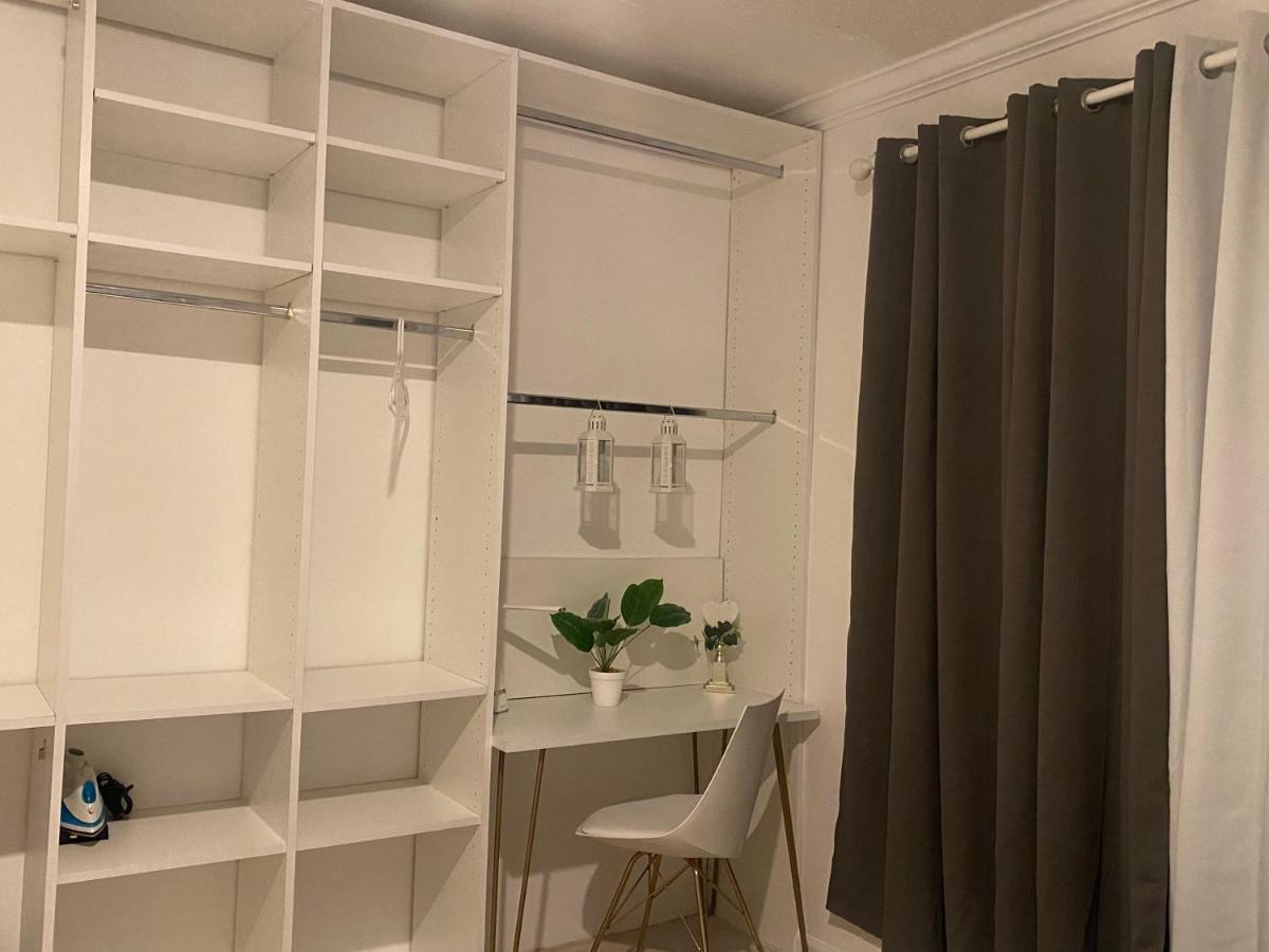 Appartement Beautiful House 7 Min From Miami Airport W Free Parking Extérieur photo