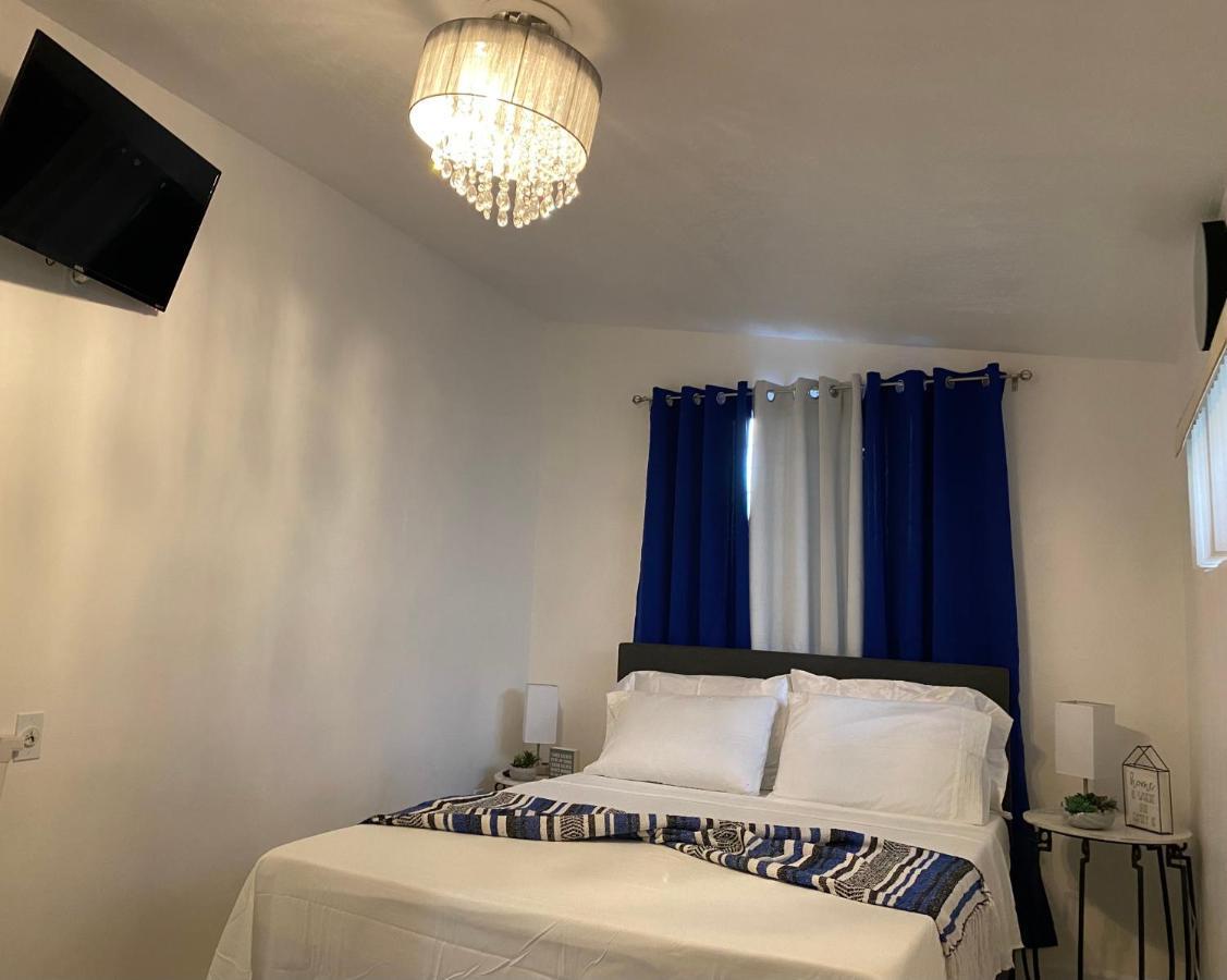 Appartement Beautiful House 7 Min From Miami Airport W Free Parking Extérieur photo