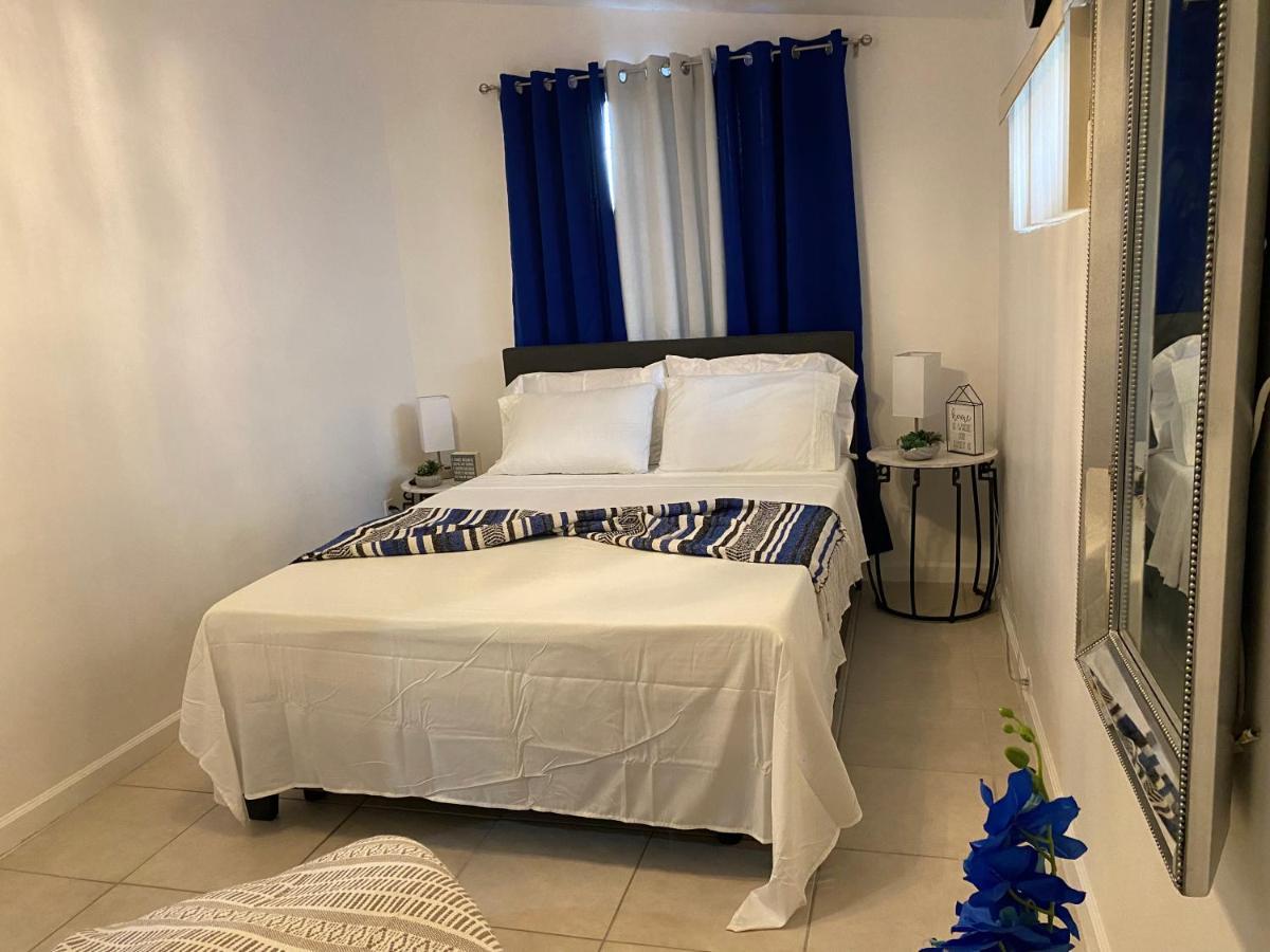 Appartement Beautiful House 7 Min From Miami Airport W Free Parking Extérieur photo
