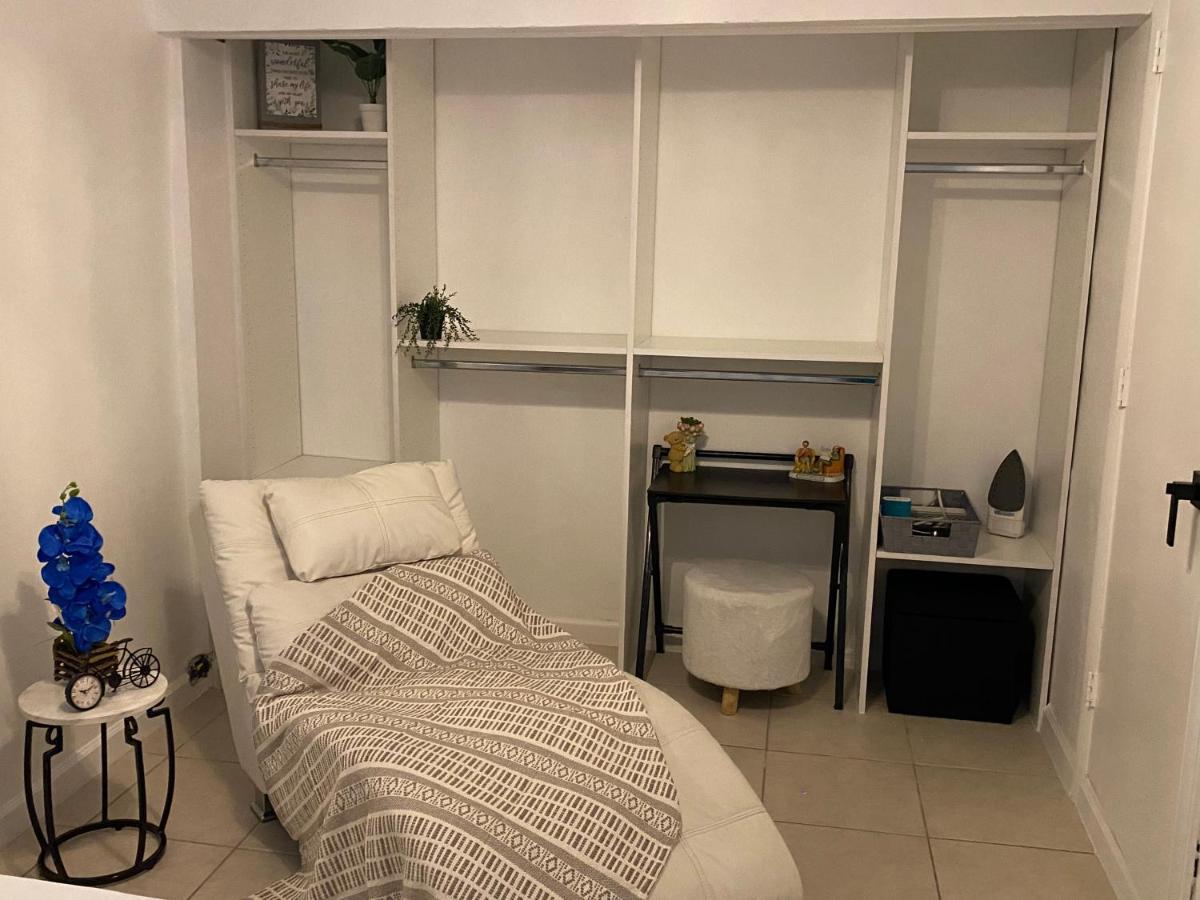Appartement Beautiful House 7 Min From Miami Airport W Free Parking Extérieur photo